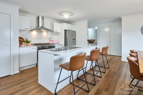 Property photo of 5 Kendal Avenue Warragul VIC 3820