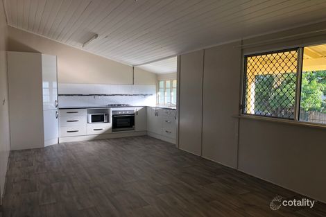 Property photo of 396 Quay Street Depot Hill QLD 4700