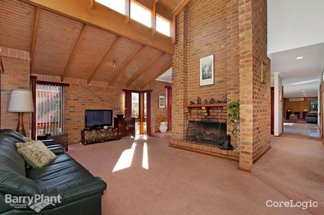 Property photo of 9 Leicester Court Wantirna South VIC 3152