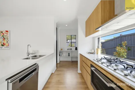 Property photo of 20 Kyeamba Circuit Bacchus Marsh VIC 3340