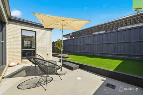 Property photo of 20 Kyeamba Circuit Bacchus Marsh VIC 3340