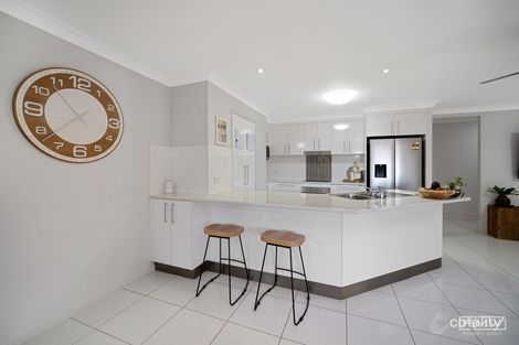 Property photo of 52 Waterview Drive Lammermoor QLD 4703
