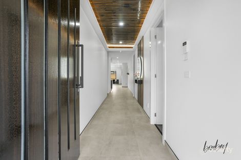 37 Potter Cct, Mickleham, VIC 3064