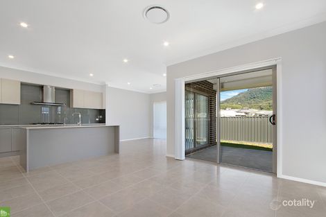 Property photo of 21 Lapwing Place Horsley NSW 2530