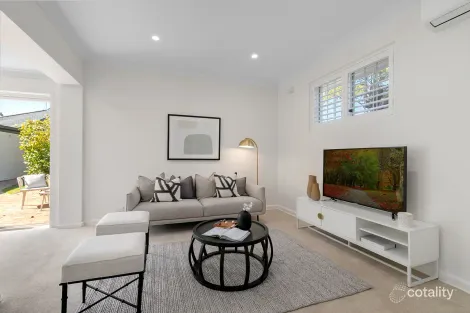 Property photo of 3 Benaroon Avenue St Ives NSW 2075