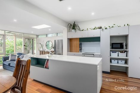 Property photo of 42 Waimarie Drive Mount Waverley VIC 3149