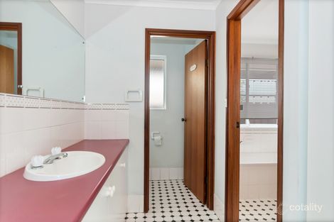 Property photo of 23 Shillabeer Crescent Woodcroft SA 5162