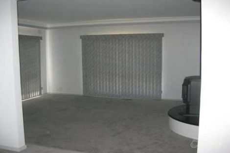 Property photo of 72 Village Drive Dingley Village VIC 3172