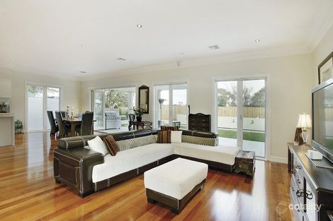 Property photo of 2 Burne Court Kew VIC 3101