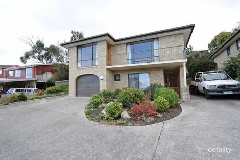 Property photo of 2/83 Roslyn Avenue Kingston Beach TAS 7050