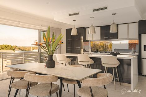 Property photo of 23 Panton Crescent Karrinyup WA 6018