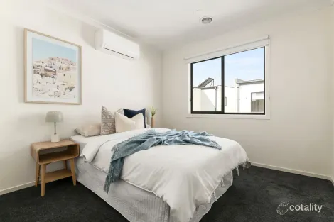 Property photo of 9 Steadfield Circuit Melton South VIC 3338