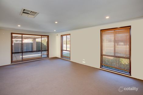 Property photo of 11 Jasper Close West Wodonga VIC 3690