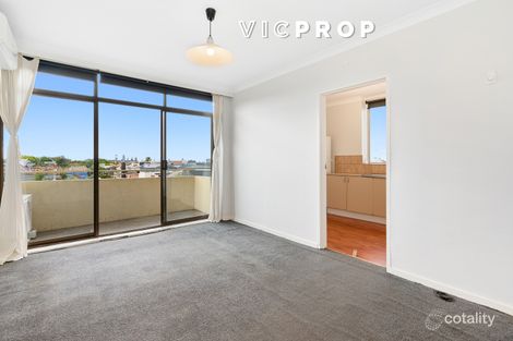 5/82 Dickens St, Elwood, VIC 3184
