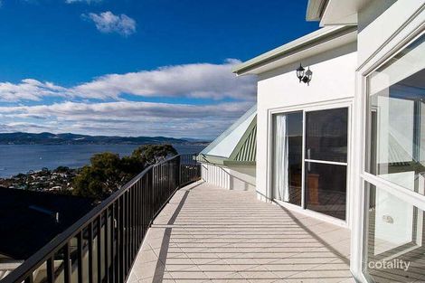 Property photo of 15 Nicholas Drive Sandy Bay TAS 7005