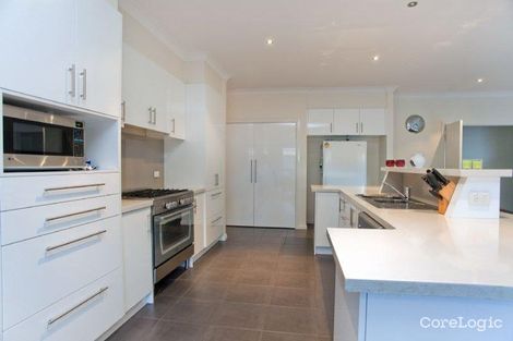 Property photo of 37 Serendip Crescent Greenvale VIC 3059