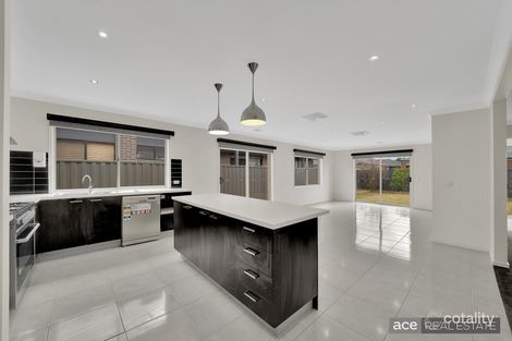 Property photo of 14 Durville Street Wyndham Vale VIC 3024