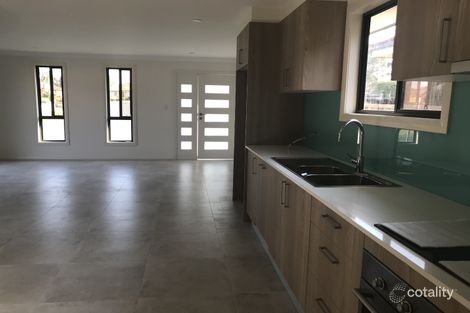 Property photo of 13 Munmora Place Oxley Park NSW 2760