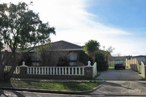 Property photo of 21 Cumbernauld Crescent Deer Park VIC 3023