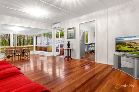 Property photo of 14 Trochus Street Mansfield QLD 4122
