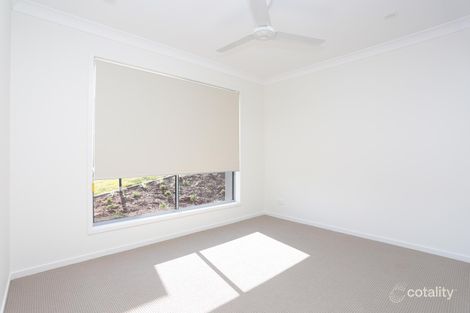 Property photo of 19 Daybreak Street Spring Mountain QLD 4300