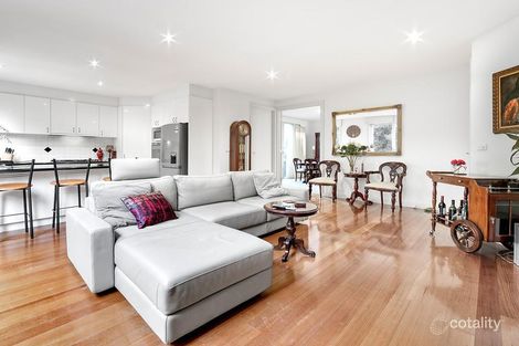 Property photo of 4/20 Brenbeal Street Balwyn VIC 3103