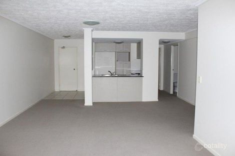 Property photo of 26/4 Grand Parade Parrearra QLD 4575