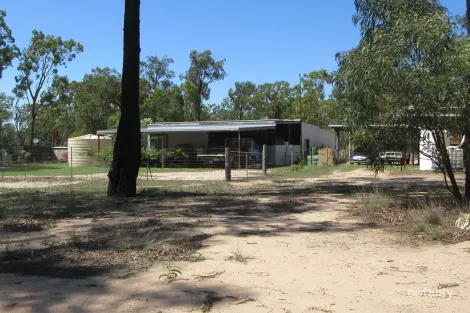 724 Lucky Rd, Tara, QLD 4421