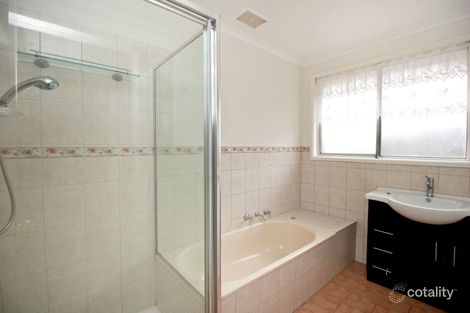 Property photo of 1 Honeysuckle Avenue Wheelers Hill VIC 3150
