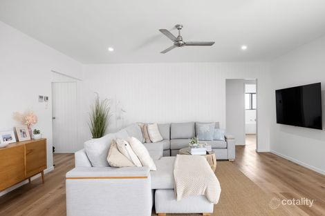 Property photo of 9 Feathertail Place Peregian Springs QLD 4573