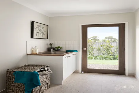 Property photo of 4 Coridale Boulevard Lara VIC 3212