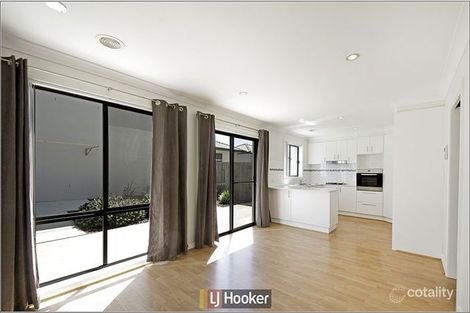 Property photo of 7 Lansdown Crescent Casey ACT 2913