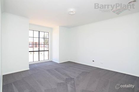 Property photo of 10 Statesman Drive Kurunjang VIC 3337