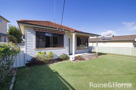 Property photo of 51 Floraville Road Belmont North NSW 2280
