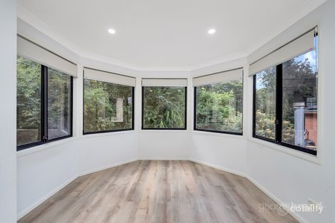 Property photo of 6 Scribbly Gum Crescent Erina NSW 2250