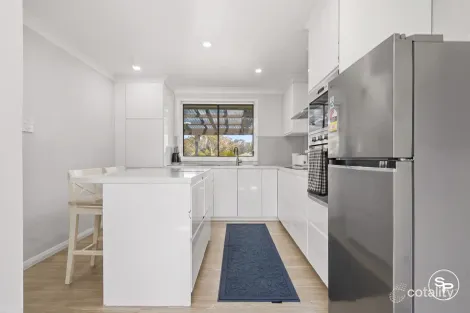 Property photo of 38 Seaton Crescent Cranebrook NSW 2749