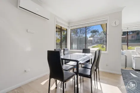 Property photo of 38 Seaton Crescent Cranebrook NSW 2749