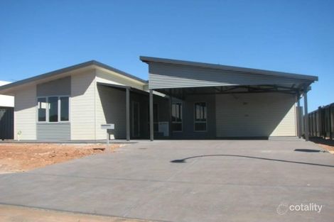 32 Rothschild Loop, Baynton, WA 6714