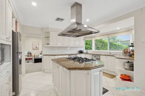 Property photo of 121 Eaton Road West Pennant Hills NSW 2125