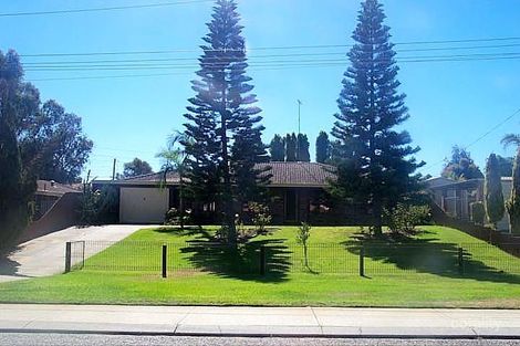 Property photo of 42 Little Rush Close South Lake WA 6164