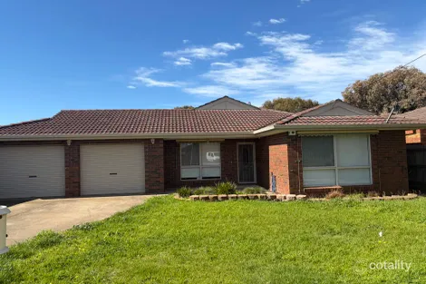 62 Edwards Rd, Werribee, VIC 3030