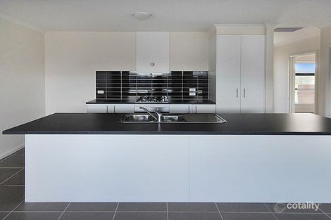 Property photo of 3 Nobility Road Craigieburn VIC 3064
