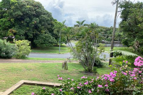 Property photo of 37 Bourke Street Blacks Beach QLD 4740