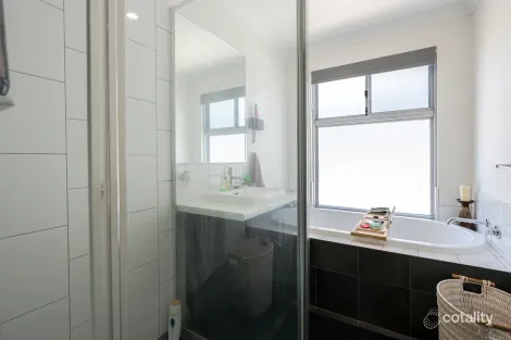 Property photo of 189 Glenfield Beach Drive Glenfield WA 6532