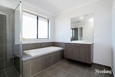 Property photo of 31 Hanover Street Point Cook VIC 3030