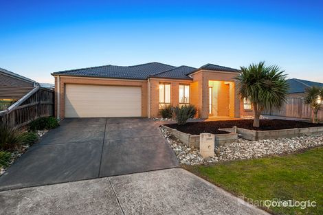 Property photo of 32 Gallery Way Pakenham VIC 3810