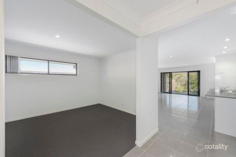Property photo of 54 Discovery Drive Fletcher NSW 2287