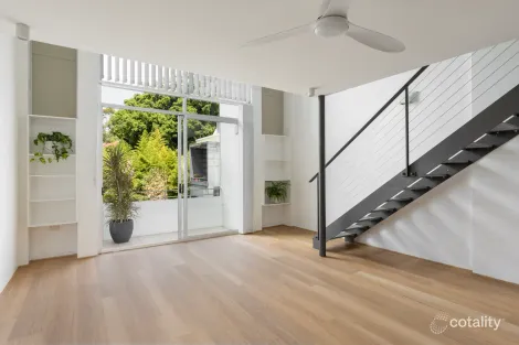 15/8-14 Brumby St, Surry Hills, NSW 2010