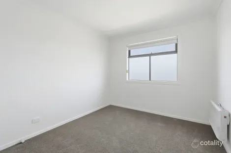 Property photo of 2 Arbory Walk Wyndham Vale VIC 3024