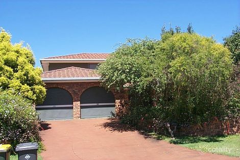 27 Grosmont St, Carindale, QLD 4152